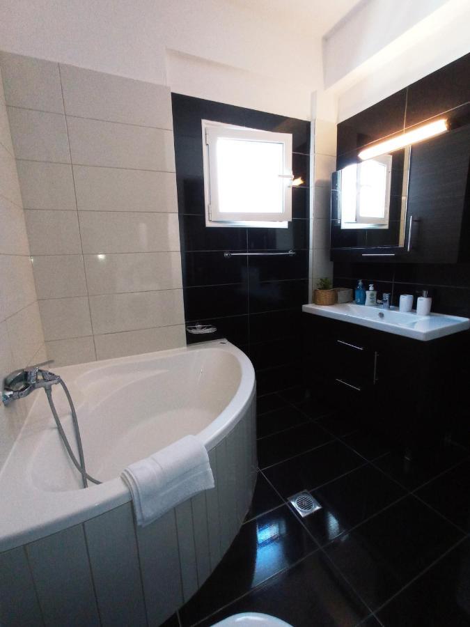 Amare Luxury Living Villa Volos Ngoại thất bức ảnh